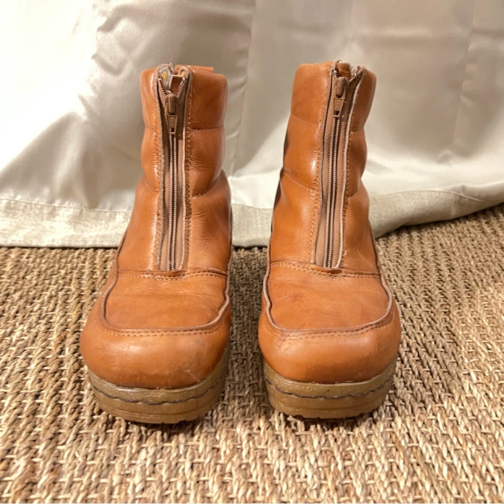 Vintage BLONDO Brown Leather Ankle Boots with Zipper - Picture 2 of 9
